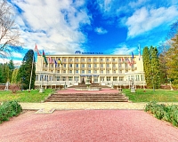 Array Мраморный дворец (Украина)